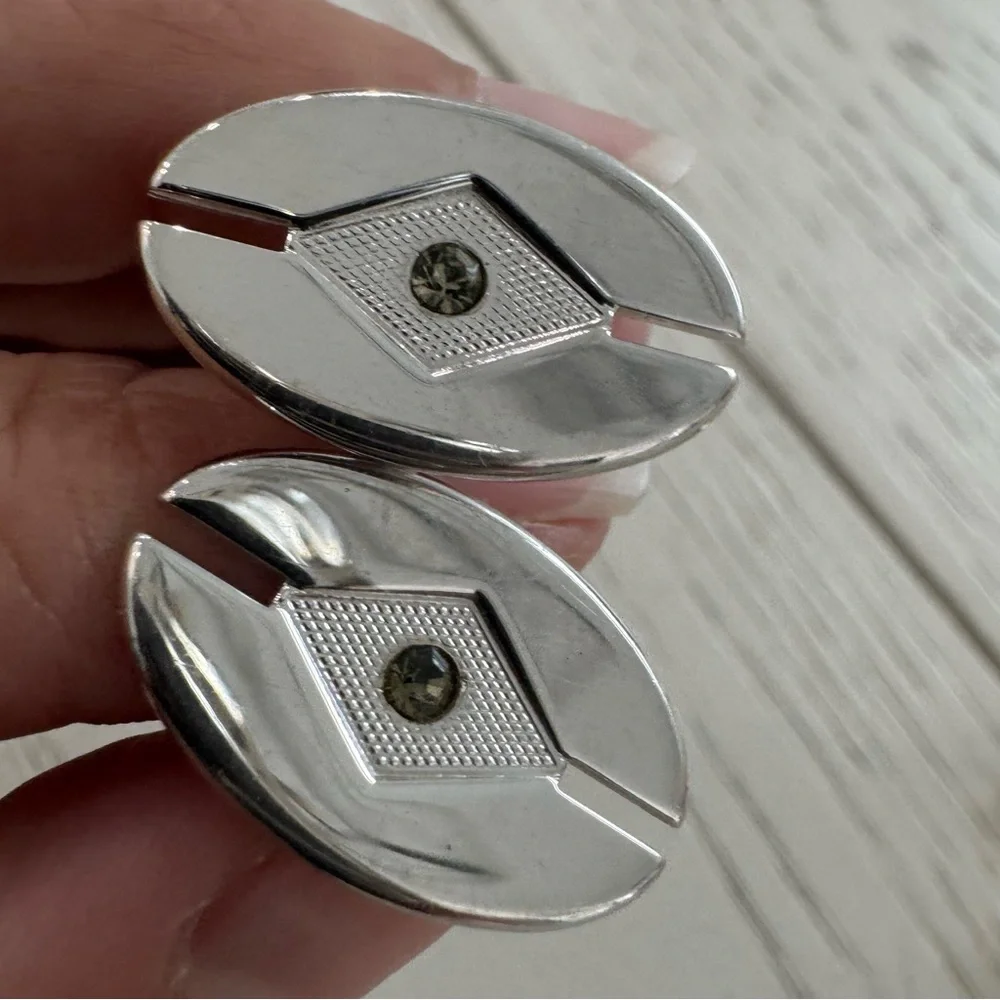 Elegant Silver and Gold Cufflinks Set